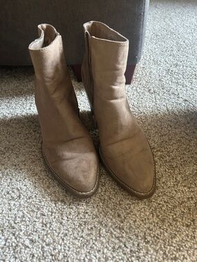Madden Girl Tan Pointed Toe Suede Ankle Booties